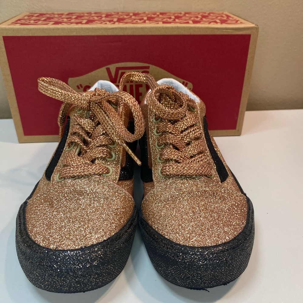 🔥 VANS OLD SKOOL OFF THE WALL LOW TOP SKATE  GOLD & BLACK GLITTER KIDS SIZE 1 - Picture 4 of 8